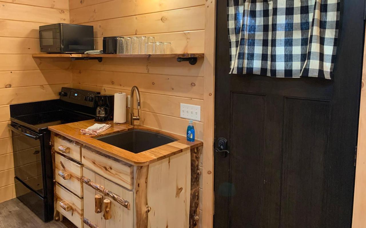 Briarwood Cabin By Amish Country Lodging Berlin Εξωτερικό φωτογραφία